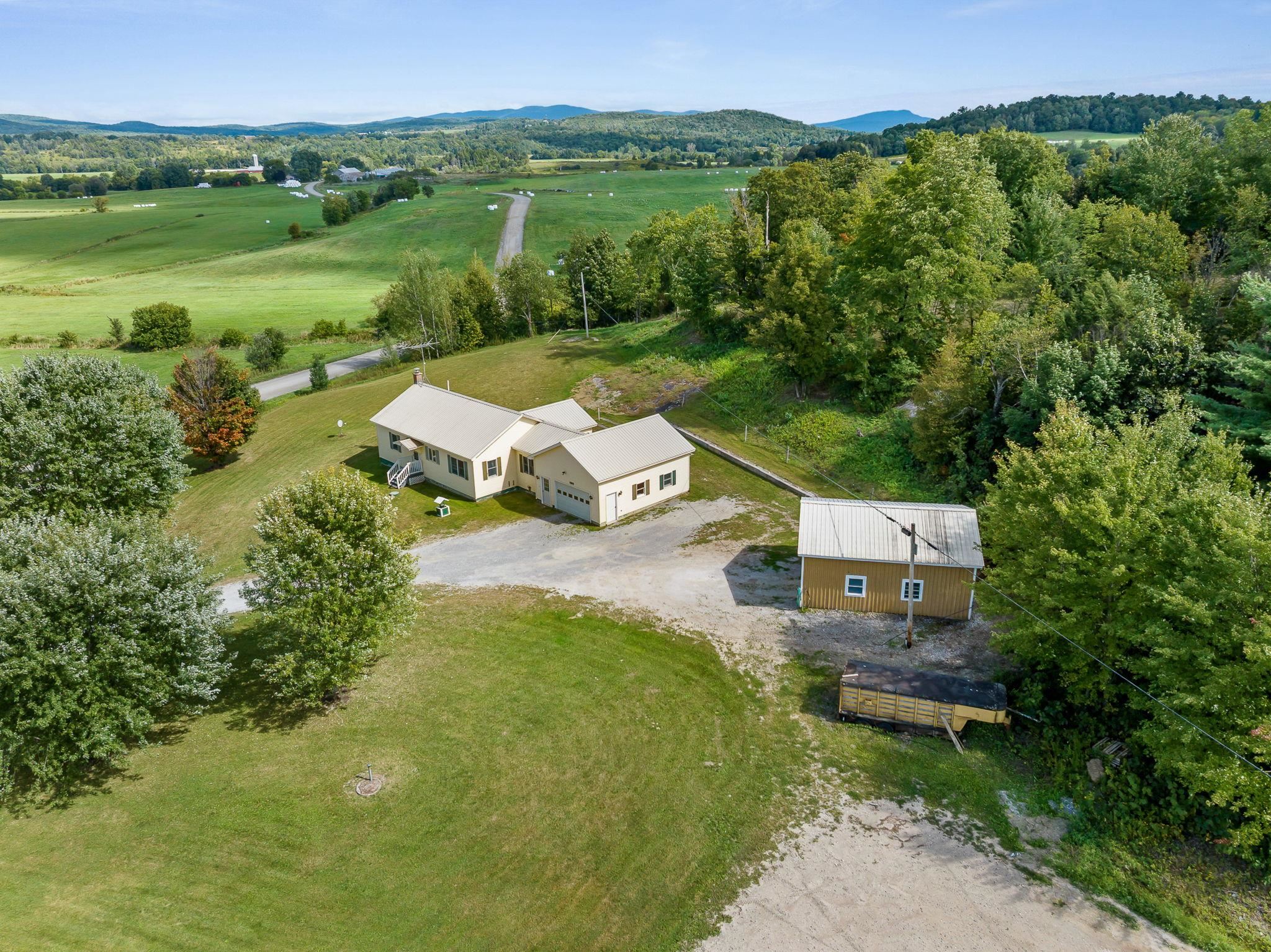76 Paradee Road Fairfield, VT 05455 - Photo 5 of 60 Gallery Image 5