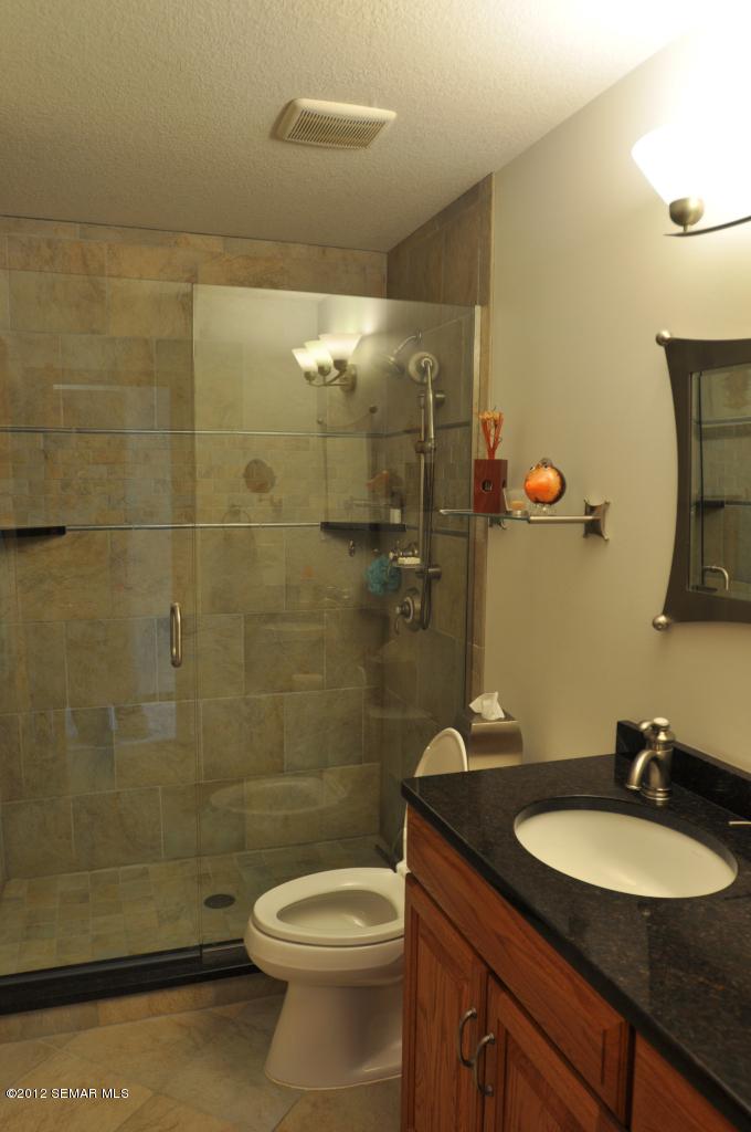 1011 Goldfinch Lane Northeast Rochester, MN 55906 - Photo 11 of 25 Gallery Image 11