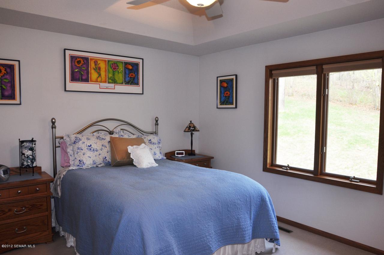 1011 Goldfinch Lane Northeast Rochester, MN 55906 - Photo 12 of 25 Gallery Image 12