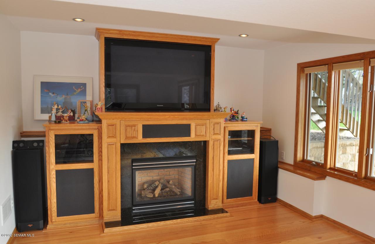 1011 Goldfinch Lane Northeast Rochester, MN 55906 - Photo 15 of 25 Gallery Image 15