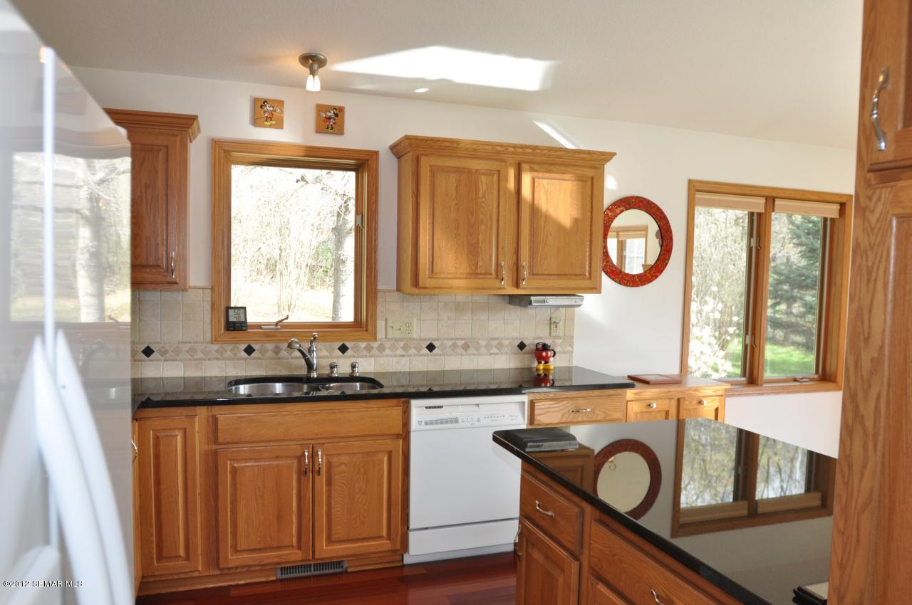 1011 Goldfinch Lane Northeast Rochester, MN 55906 - Photo 10 of 25 Gallery Image 10