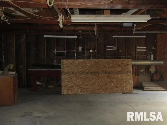 $55,000 | 430 West Church Street, Harrisburg, IL 62946