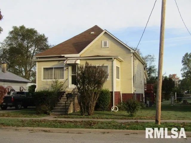 $55,000 | 430 West Church Street, Harrisburg, IL 62946