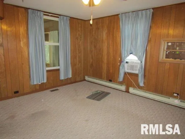 $55,000 | 430 West Church Street, Harrisburg, IL 62946