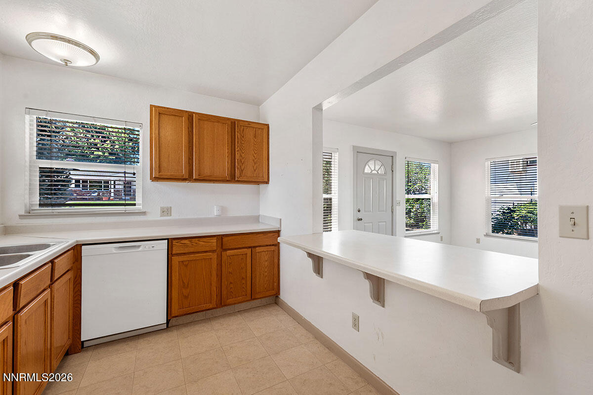 1295 Feather Way Reno, NV 89509 - Photo 11 of 27 _NZF4217
