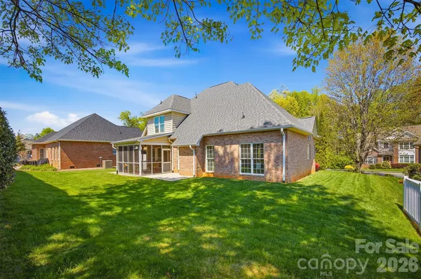 $455,999 | 1740 30th Ave Drive Northeast, Hickory, NC 28601