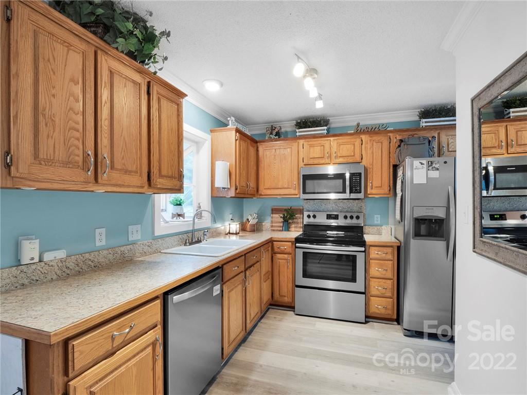 2001 Hilltop Road Rock Hill, SC 29732 - Photo 16 of 34 Gallery Image 16