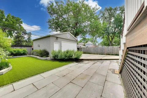 $1,025,000 | 3923 North Kilbourn Avenue, Chicago, IL 60641