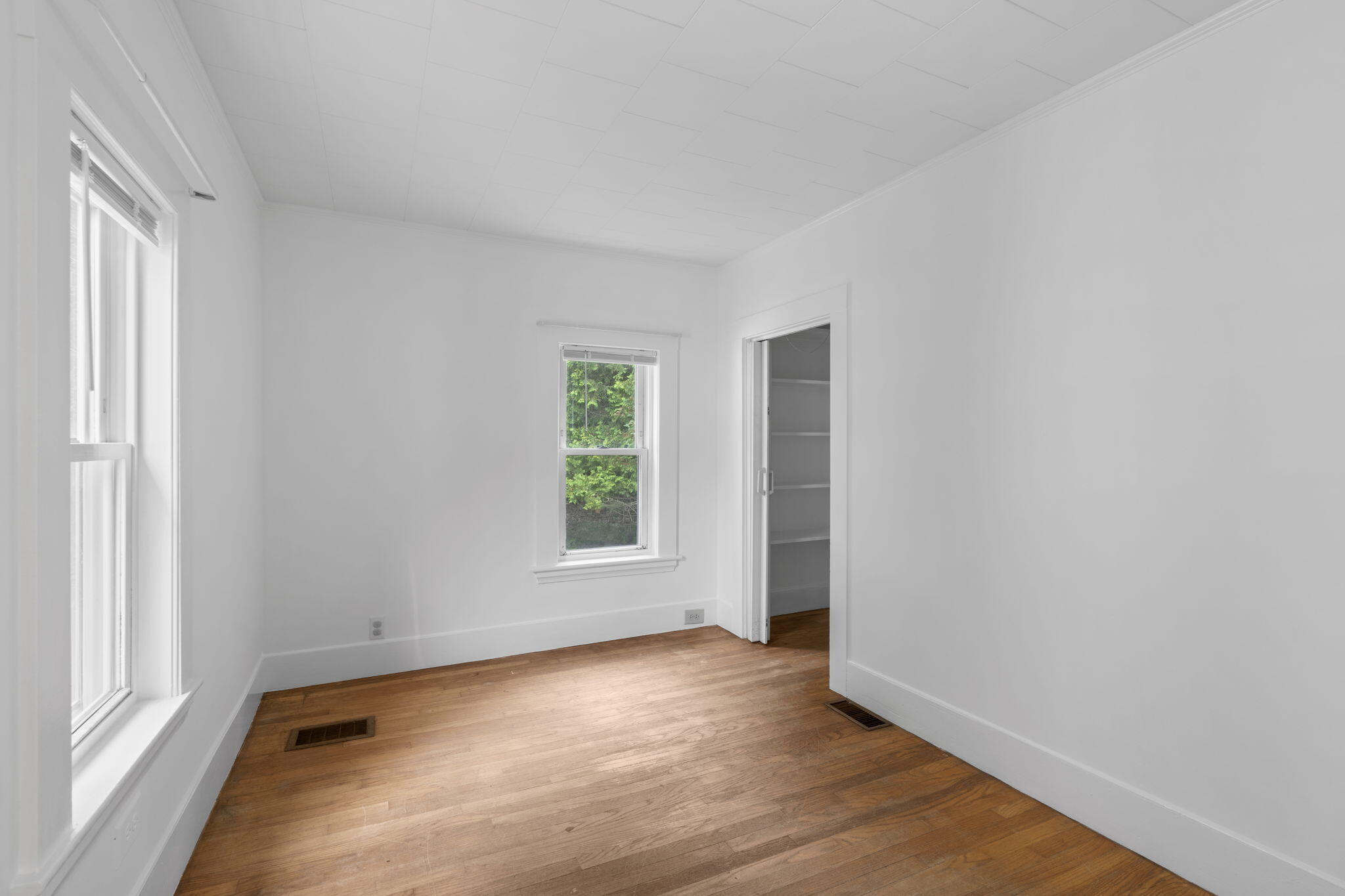 148 High Street Paris, ME 04281 - Photo 12 of 17 16-web-or-mls-DSC04712