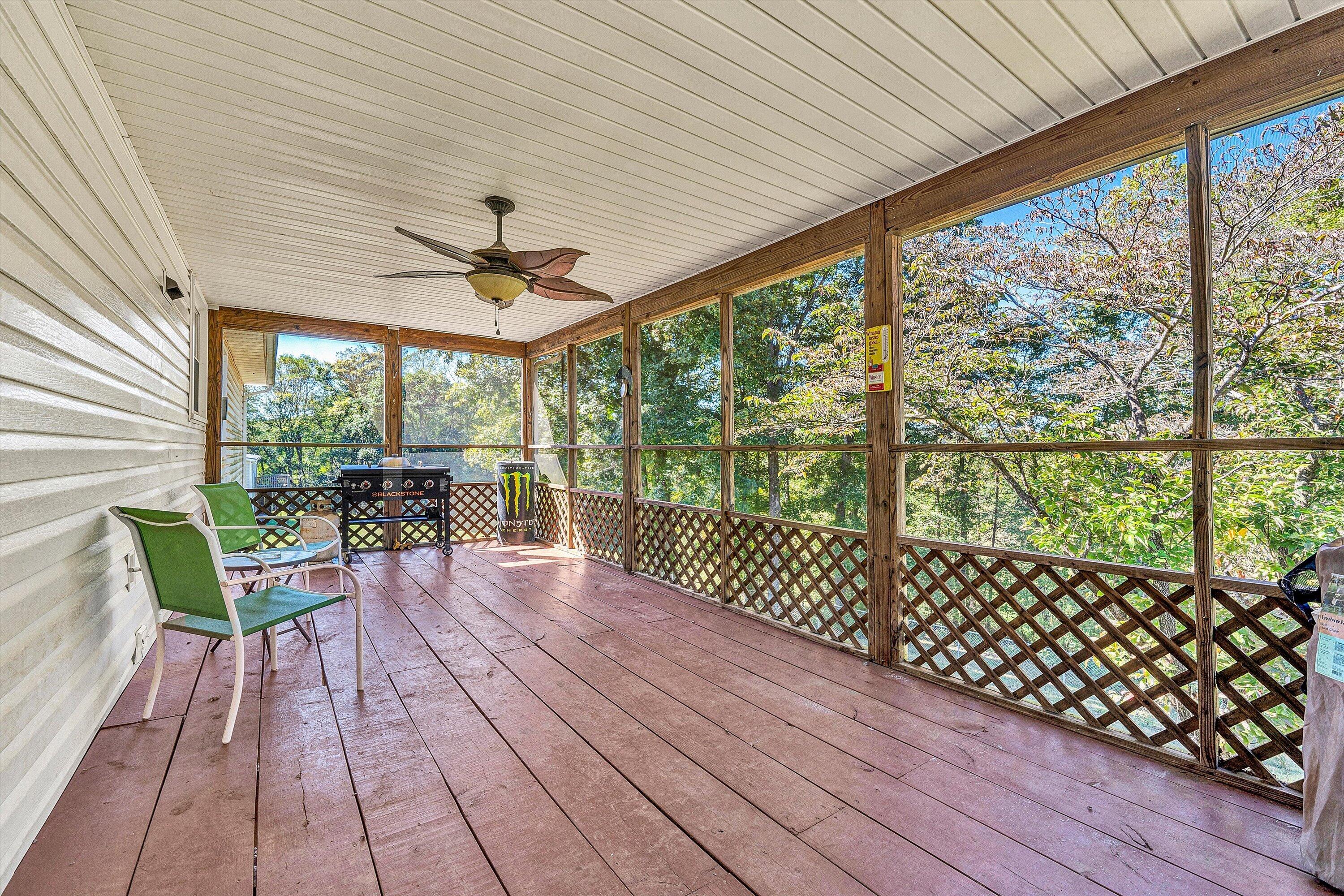 333 Farmington Road Hardy, VA 24101 - Photo 18 of 44 Covered Rear Deck