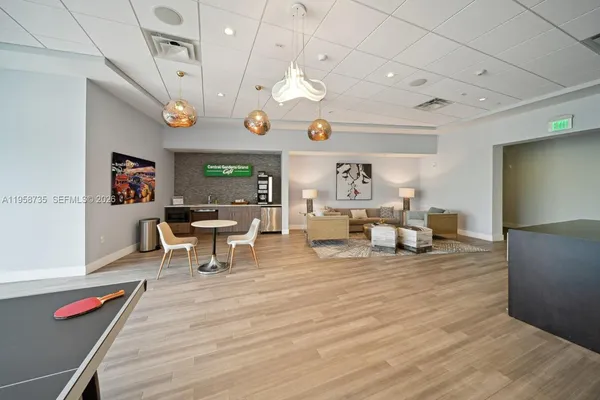 $2,740 | 3333 Central Gardens Circle, Unit ICONIC, Palm Beach Gardens, FL 33418