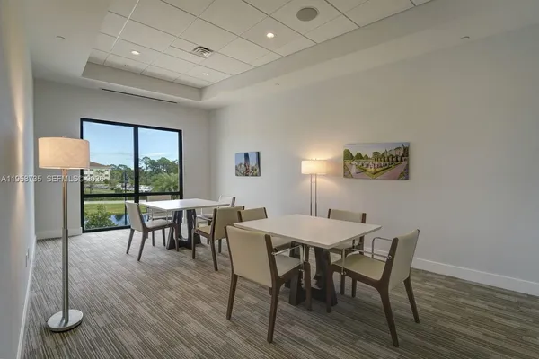 $2,740 | 3333 Central Gardens Circle, Unit ICONIC, Palm Beach Gardens, FL 33418