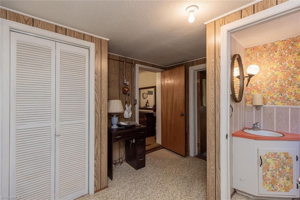 699 Hill Road Lexington, NC 27292 - Photo 15 of 23 Gallery Image 15