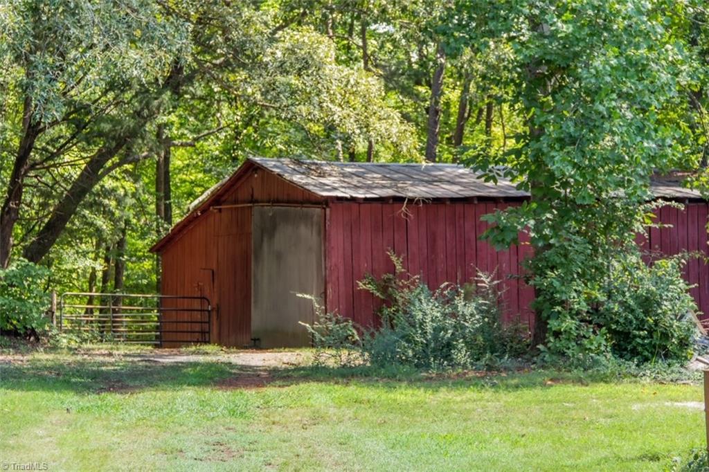 699 Hill Road Lexington, NC 27292 - Photo 10 of 23 Gallery Image 10