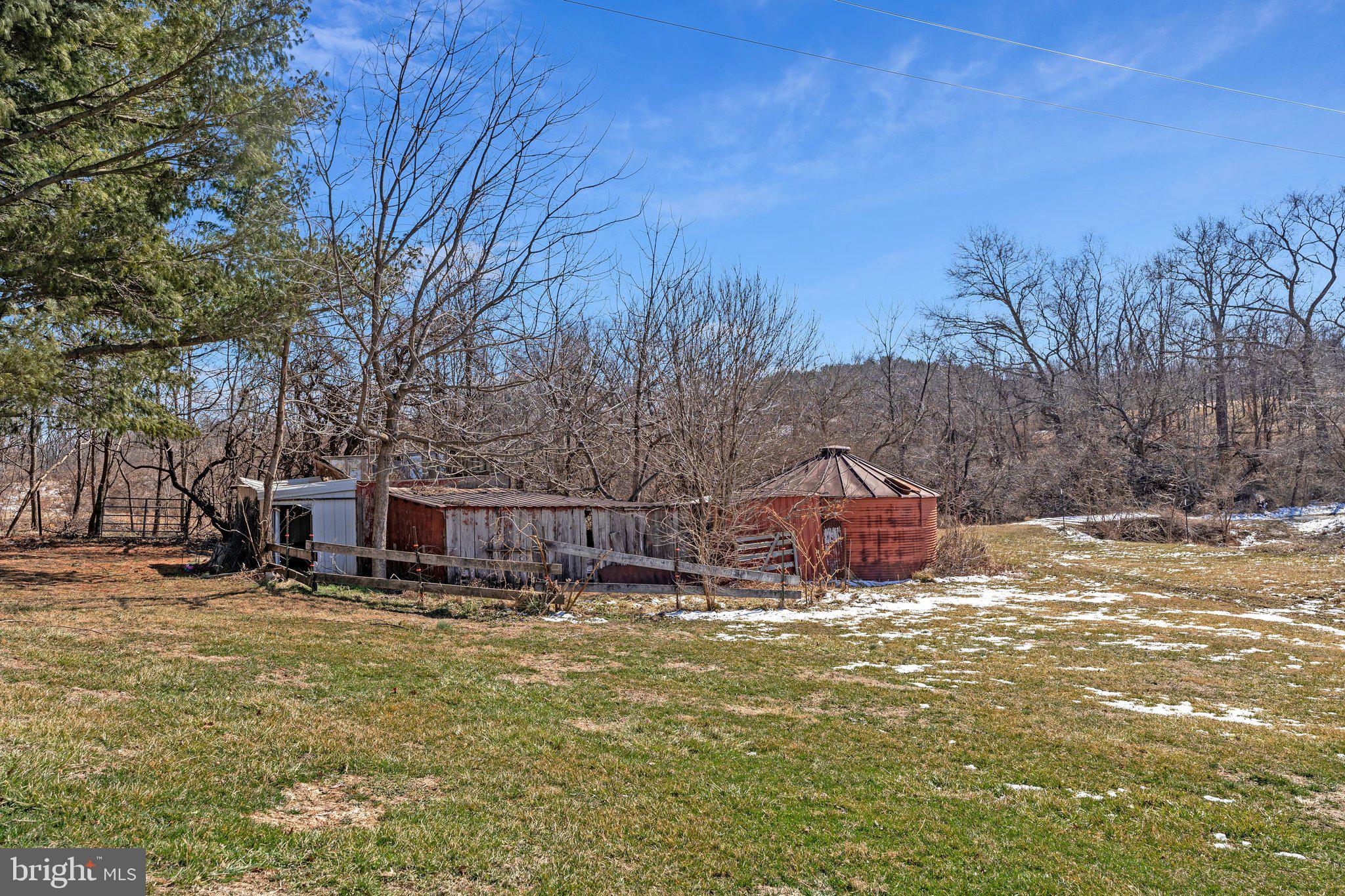 14757 Beamertown Road Purcellville, VA 20132 - Photo 16 of 28