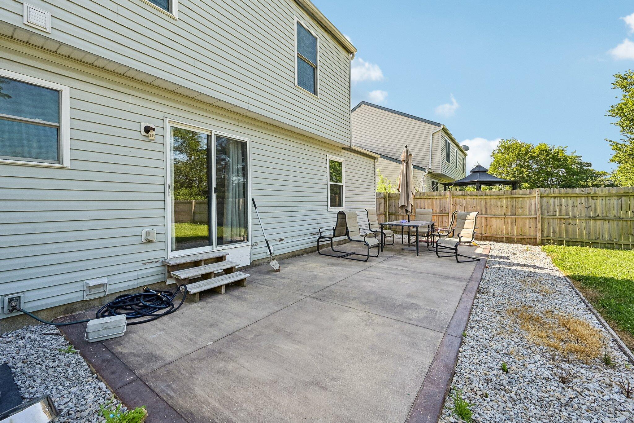 2527 Linbaugh Road Grove City, OH 43123 - Photo 43 of 44 Patio