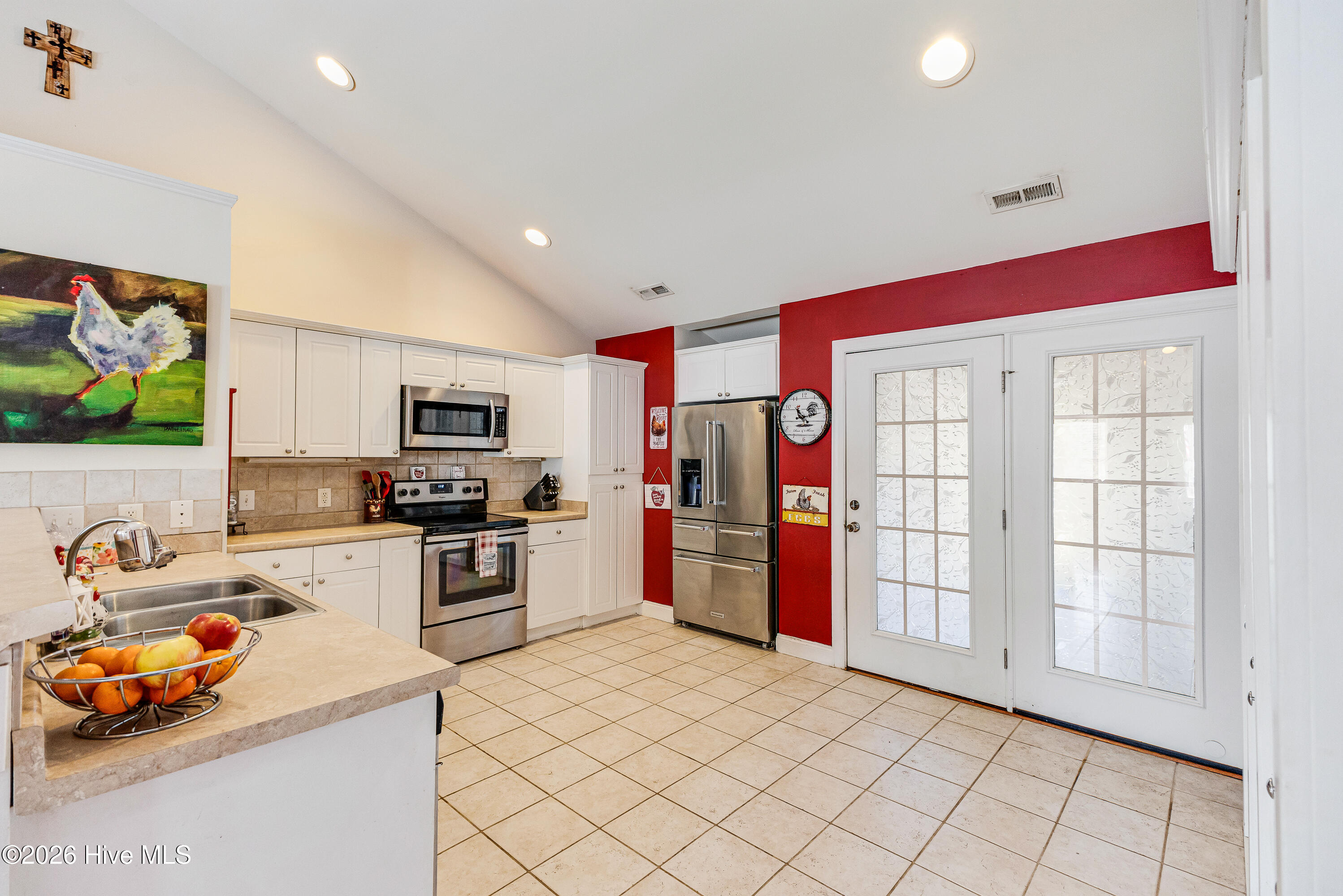 2605 East Boiling Spring Road Southport, NC 28461 - Photo 8 of 27 2605 E Boiling Spring Lake-11