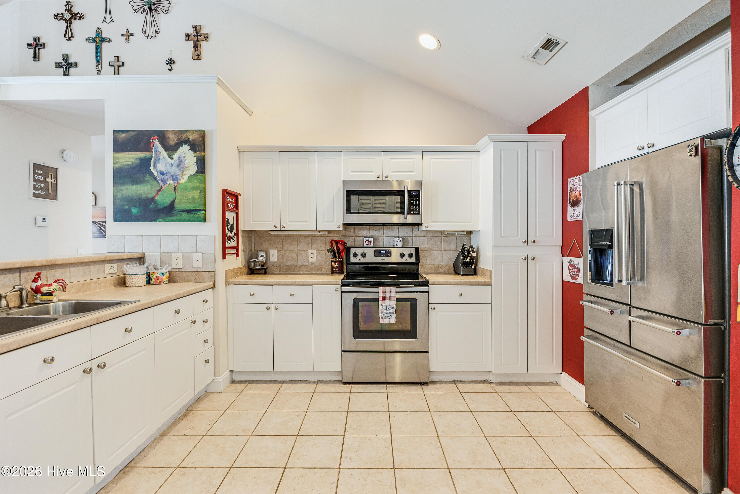 2605 East Boiling Spring Road Southport, NC 28461 - Photo 9 of 27 2605 E Boiling Spring Lake-13