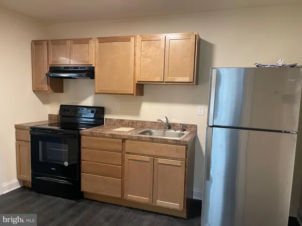 $1,175 | 145 Chester Street, Lancaster, PA 17602