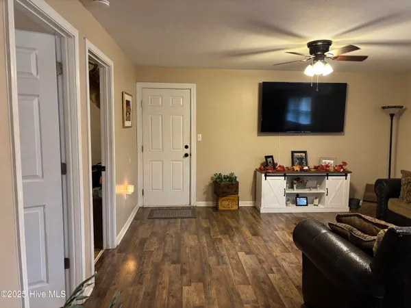 $199,500 | 390 Phillips Hill Road, Conway, NC 27820