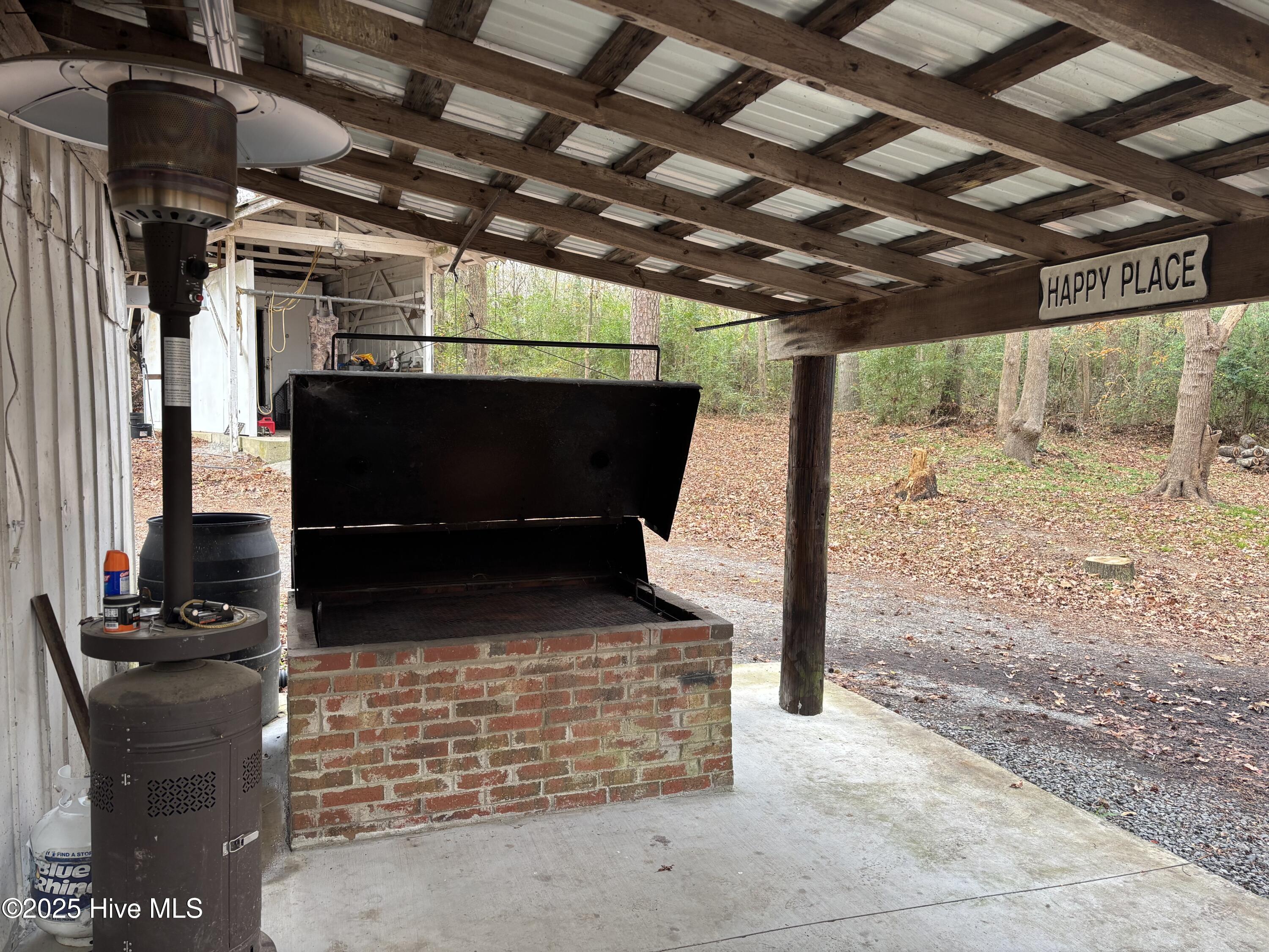 390 Phillips Hill Road Conway, NC 27820 - Photo 30 of 44 The Cookhouse with a big grill