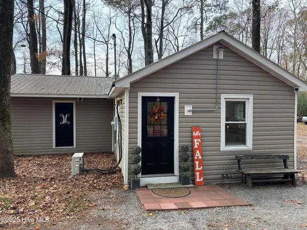 $199,500 | 390 Phillips Hill Road, Conway, NC 27820
