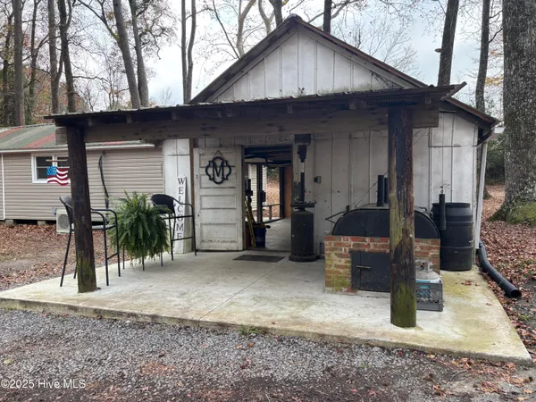 $199,500 | 390 Phillips Hill Road, Conway, NC 27820