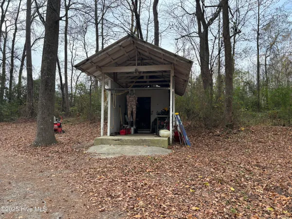 $199,500 | 390 Phillips Hill Road, Conway, NC 27820