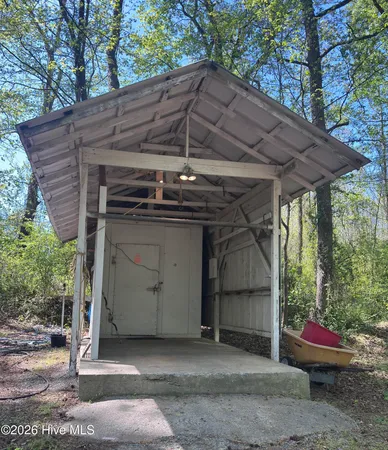 $199,500 | 390 Phillips Hill Road, Conway, NC 27820