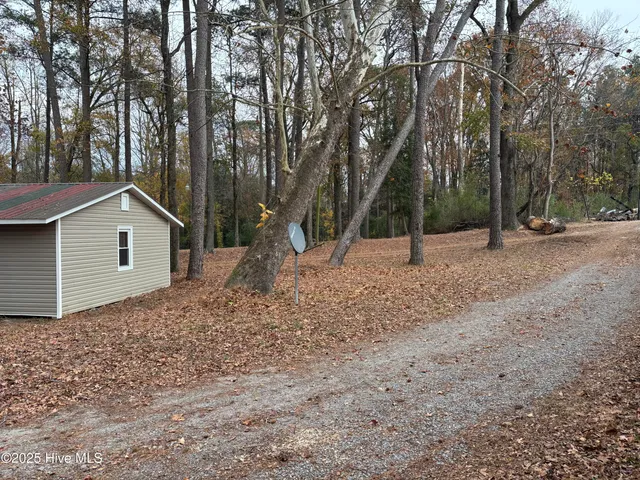 $199,500 | 390 Phillips Hill Road, Conway, NC 27820