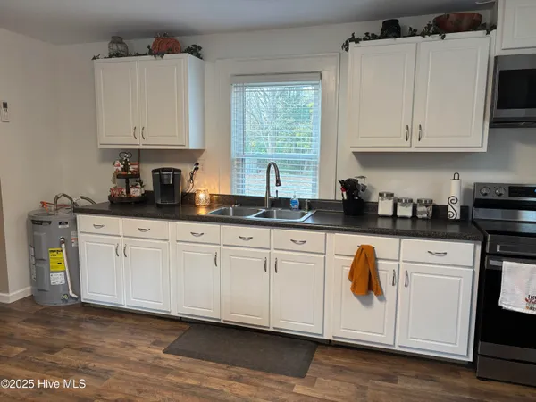 $199,500 | 390 Phillips Hill Road, Conway, NC 27820