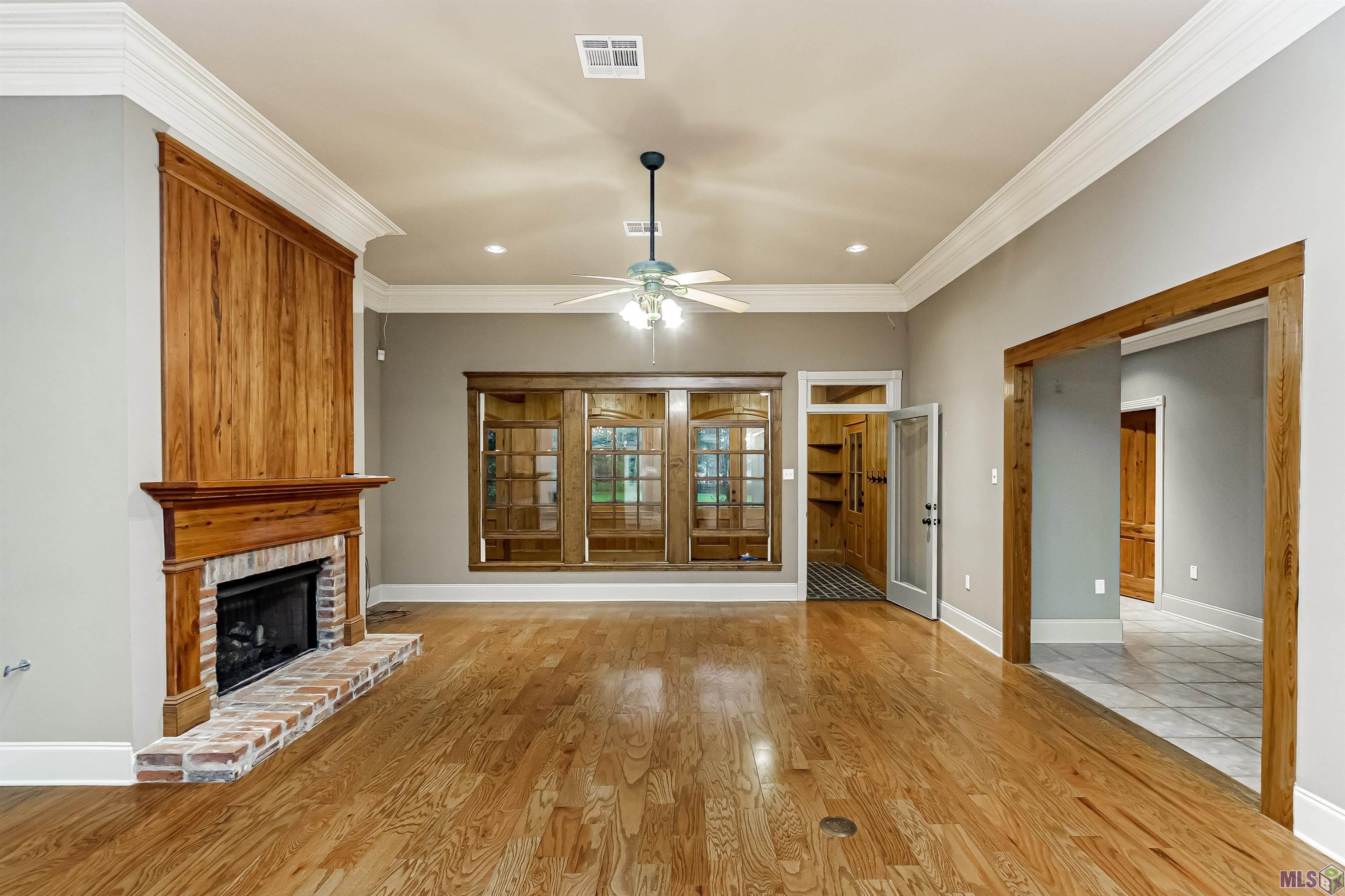 9611 Barringer Foreman Road Baton Rouge, LA 70809 - Photo 9 of 44