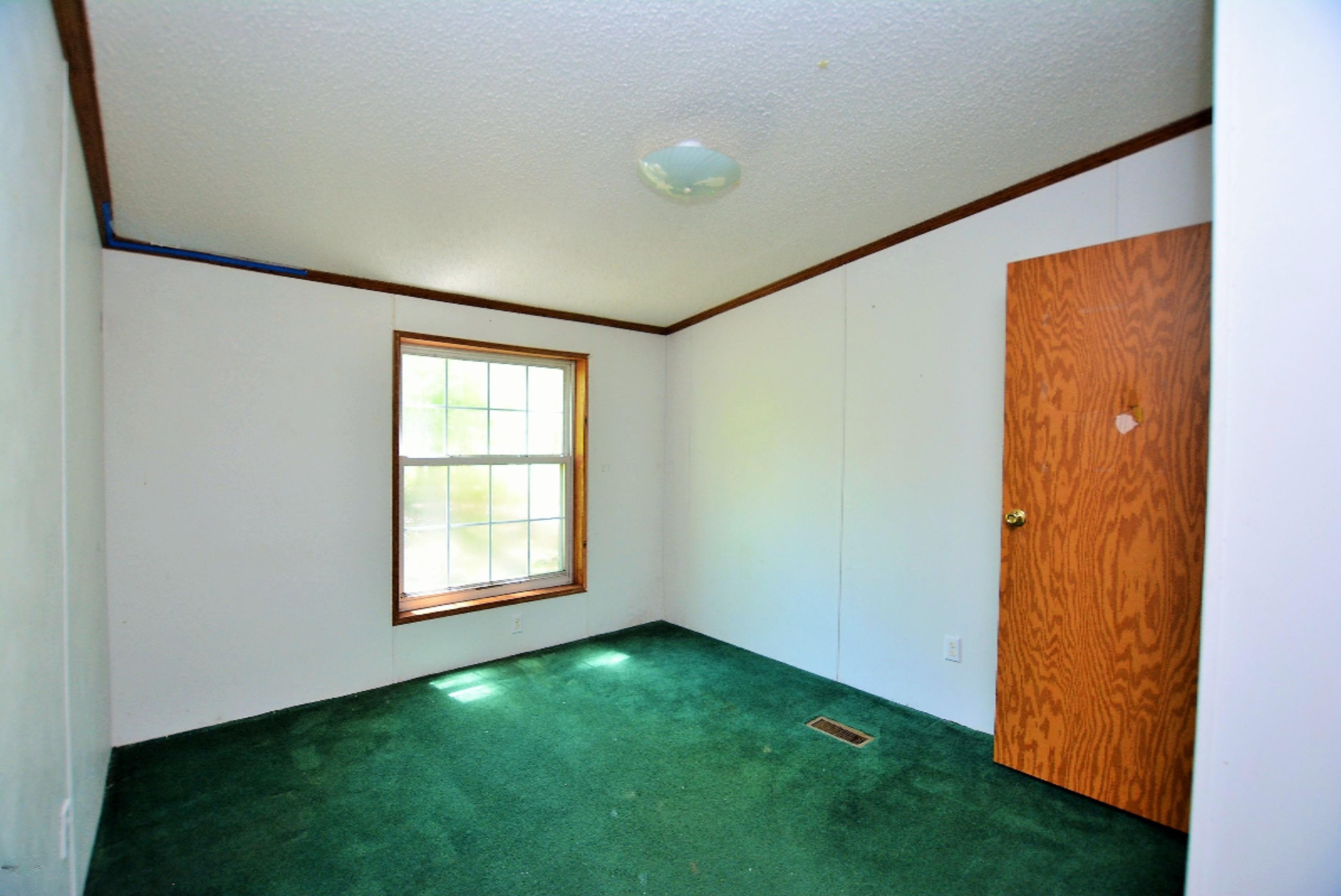 5244 Putnam Road Muskegon, MI 49445 - Photo 16 of 22 DSC_0493