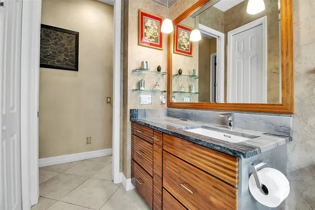 $1,995,000 | 8116 Lone Tree Glen, Lakewood Ranch, FL 34202