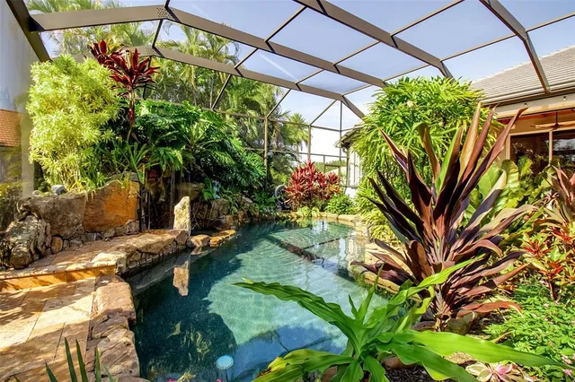 $1,995,000 | 8116 Lone Tree Glen, Lakewood Ranch, FL 34202