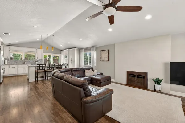 $545,000 | 3925 Talmage Court, Sacramento, CA 95827