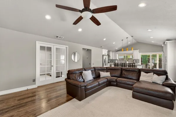 $545,000 | 3925 Talmage Court, Sacramento, CA 95827