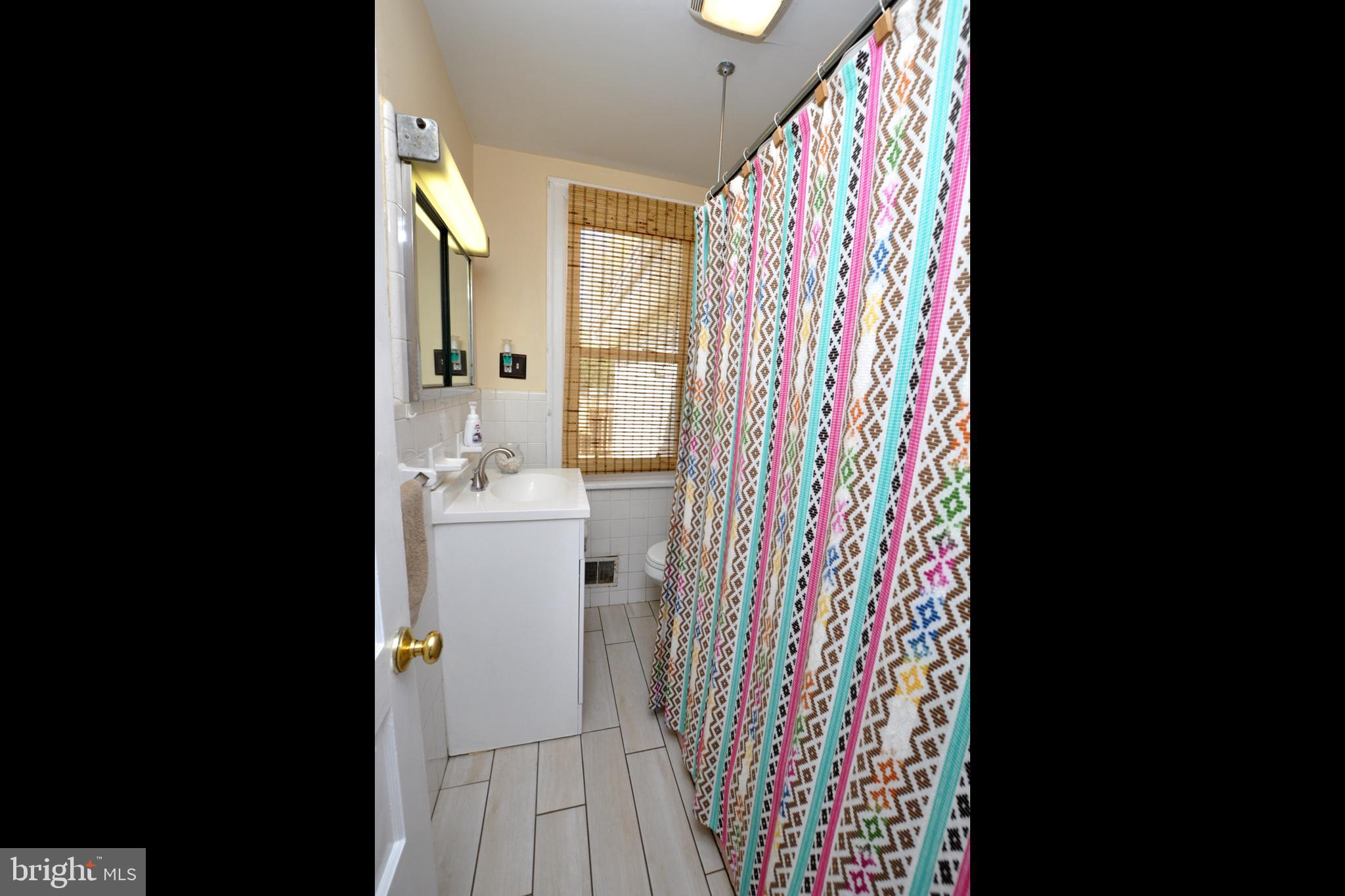 1008 Rural Avenue Voorhees, NJ 08043 - Photo 14 of 28 Main Bath
