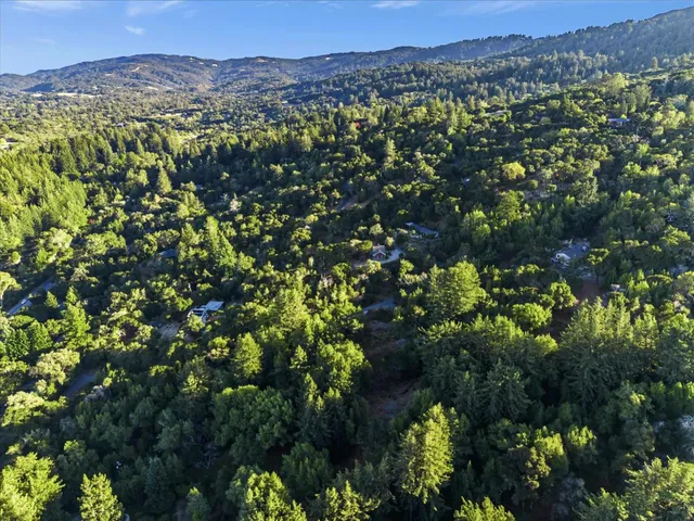 $2,500,000 | 12 Montecito Road, Woodside, CA 94062