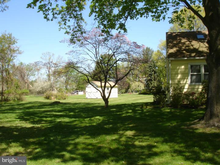 75 Blackwell Road Pennington, NJ 08534 - Photo 2 of 15 Gallery Image 2