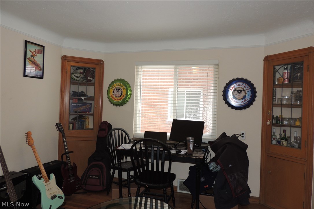 3480 Warren Road Cleveland, OH 44111 - Photo 5 of 33 Gallery Image 5