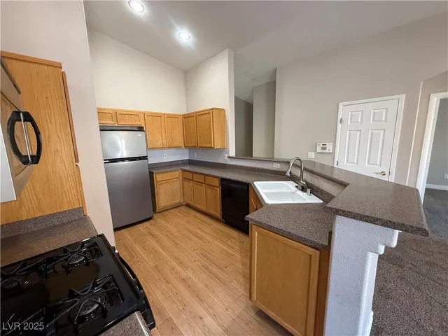 $1,525 | 85 Day Trade Street, Unit 1, Henderson, NV 89074