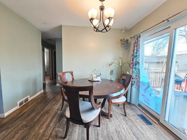 $200,000 | 32330 Grandview Avenue, Westland, MI 48186