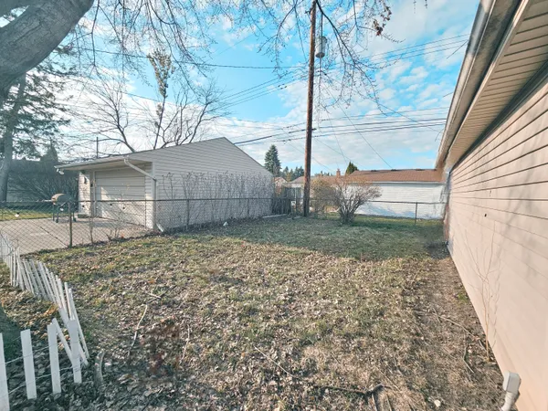 $200,000 | 32330 Grandview Avenue, Westland, MI 48186