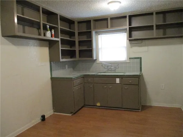 $1,100 | 3530 South Alameda Street, Corpus Christi, TX 78411