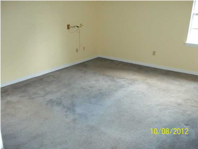 1839 Springridge Drive Jackson, MS 39211 - Photo 8 of 8 Master bedroom