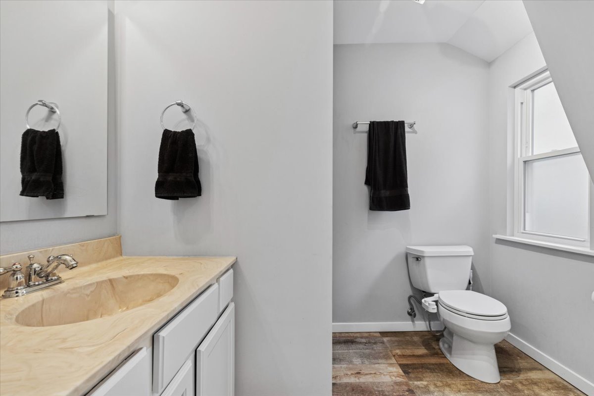 5646 North Menard Avenue Chicago, IL 60646 - Photo 17 of 21