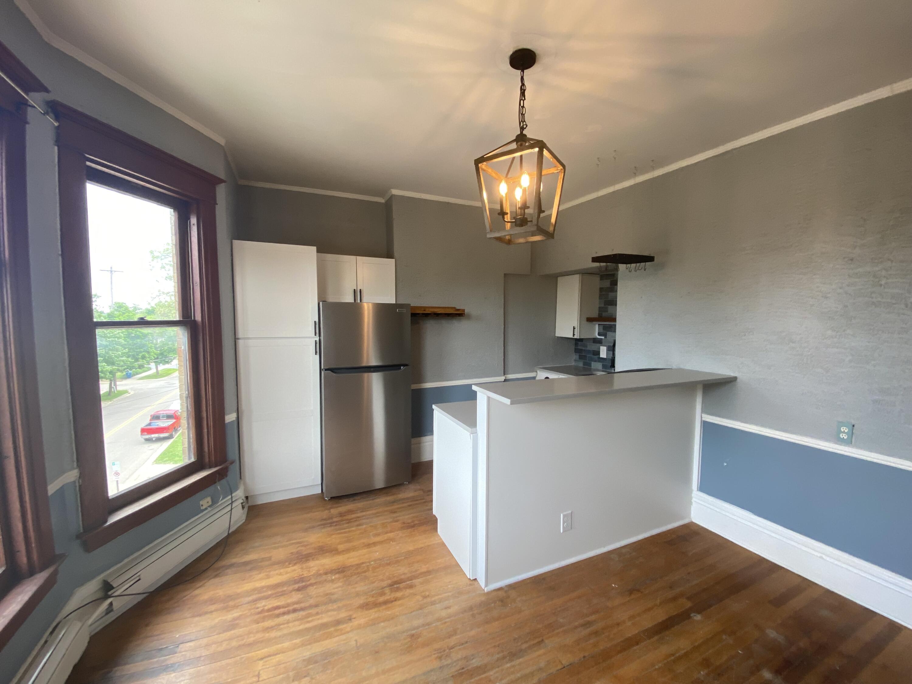 447 West Walnut Street Kalamazoo, MI 49007 - Photo 18 of 23 Photo Jun 01, 4 41 23 PM