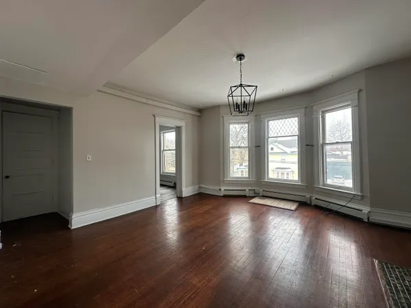 $1,200,000 | 447 West Walnut Street, Kalamazoo, MI 49007