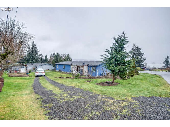 200 Southwest Watts Avenue Cascade Locks, OR 97014 - Photo 20 of 21 Gallery Image 20